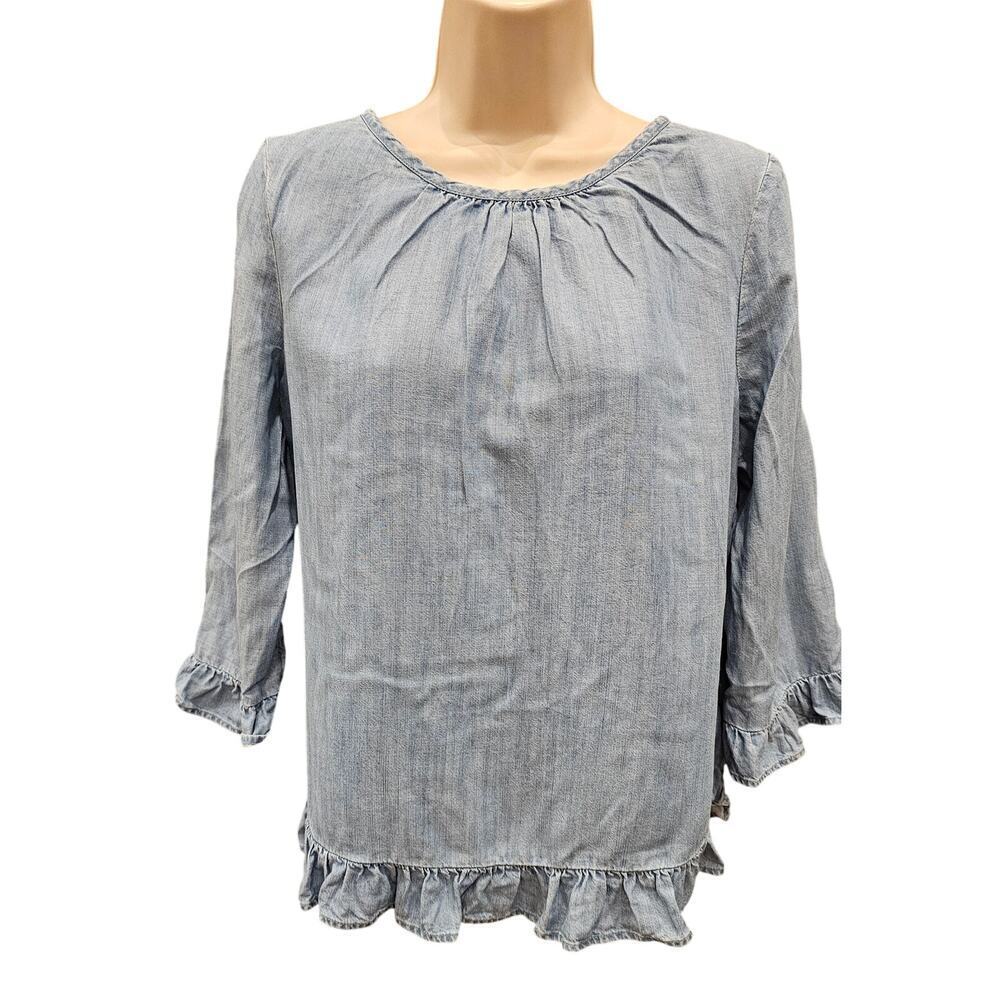 Gap teacher Top sz M lyocell Chambray 3/4 Sleeve Round Neck Ruffle Hem career